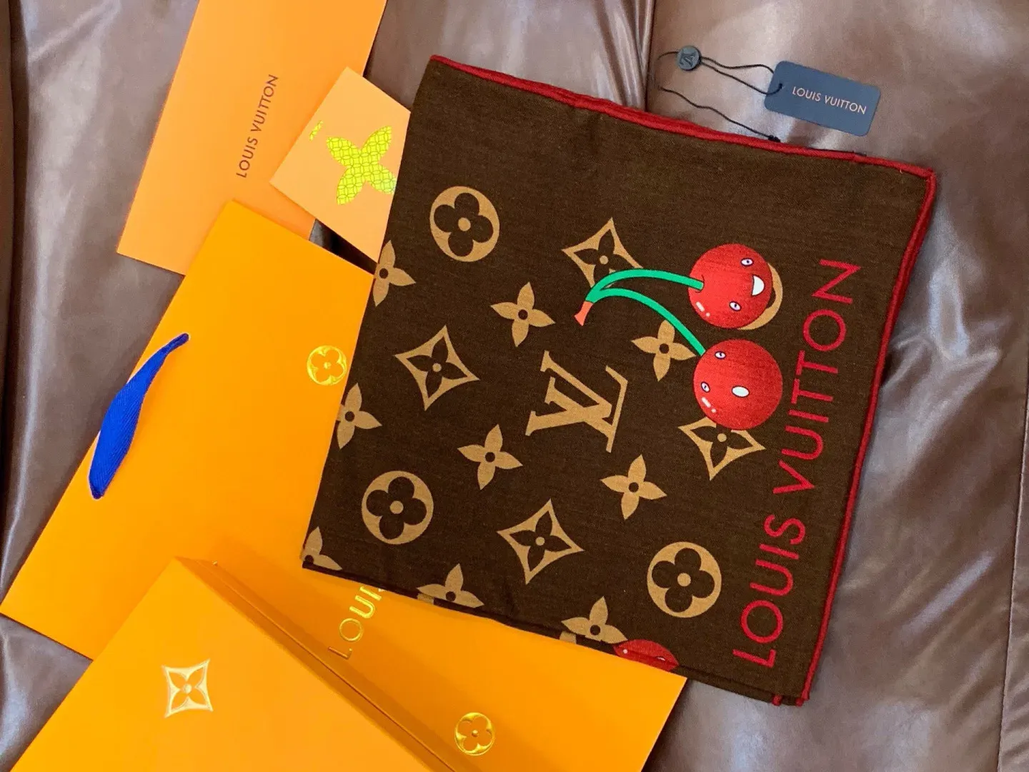 Шарфы Louis Vuitton 895205