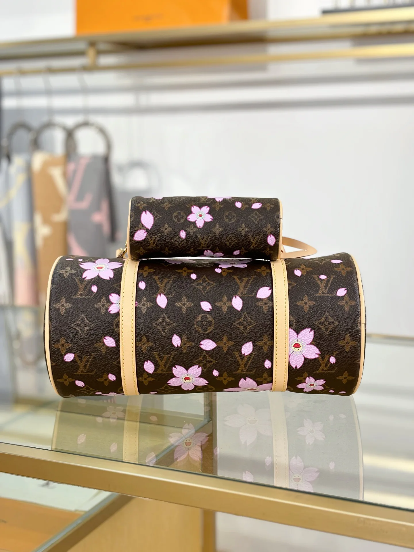 Классические Сумки Женские Louis Vuitton 17979877