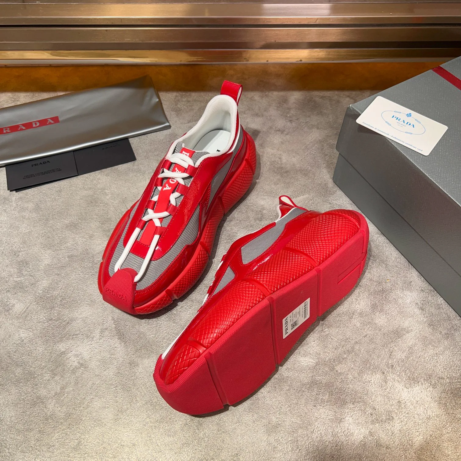 Кроссовки Мужские Prada 26351