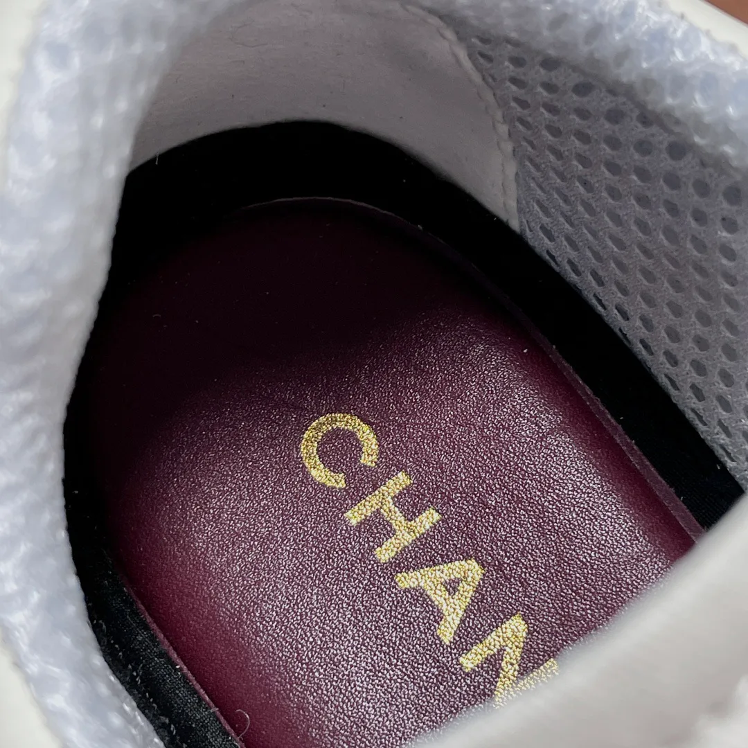 Кроссовки Женские Chanel 18000605