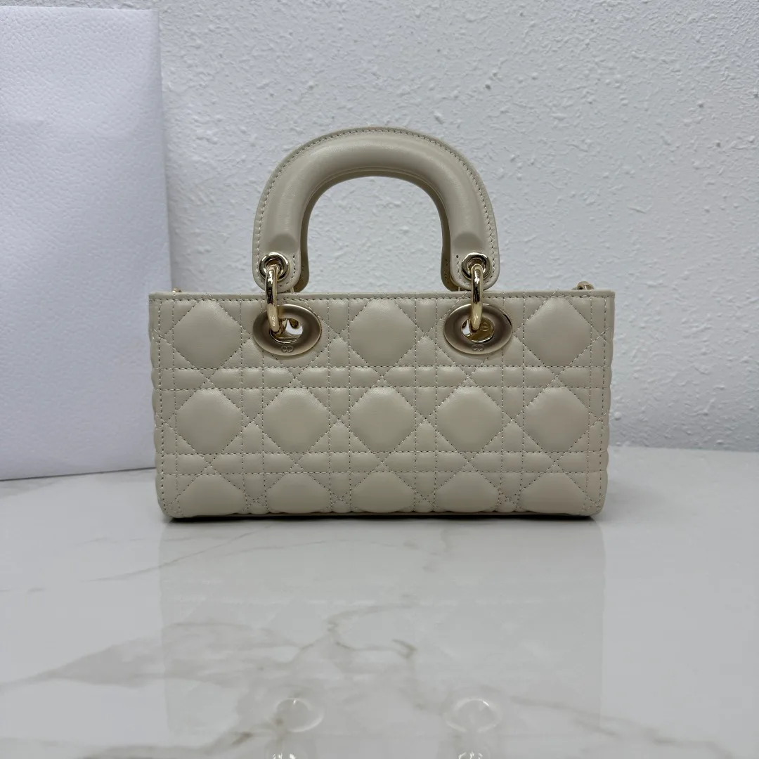 Классические Сумки Женские Christian Dior 17601433