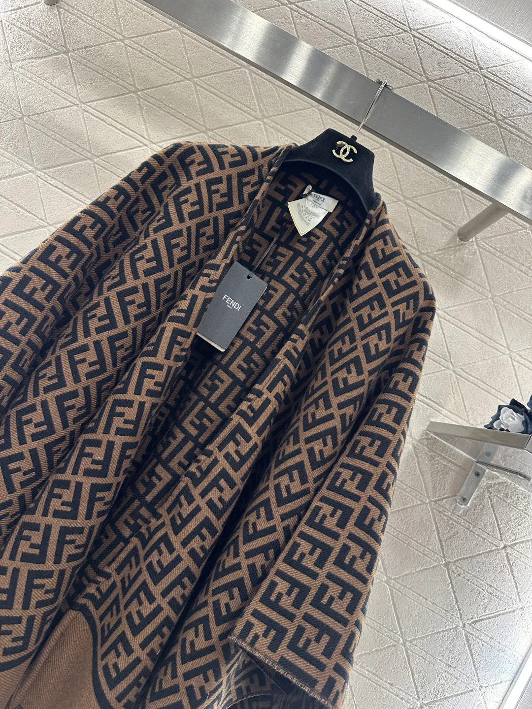 Шарфы Fendi 526904