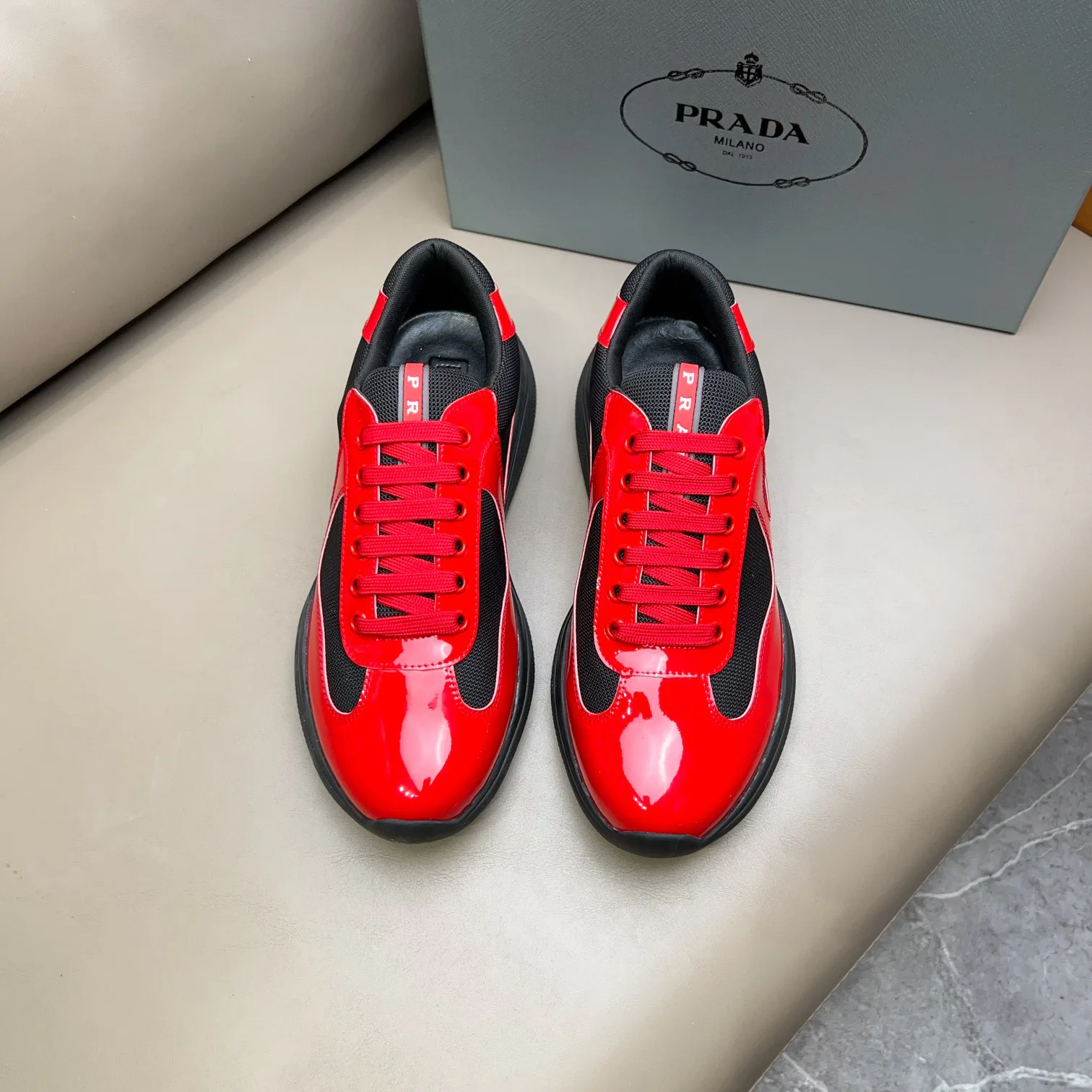 Кроссовки Женские Prada 17636255