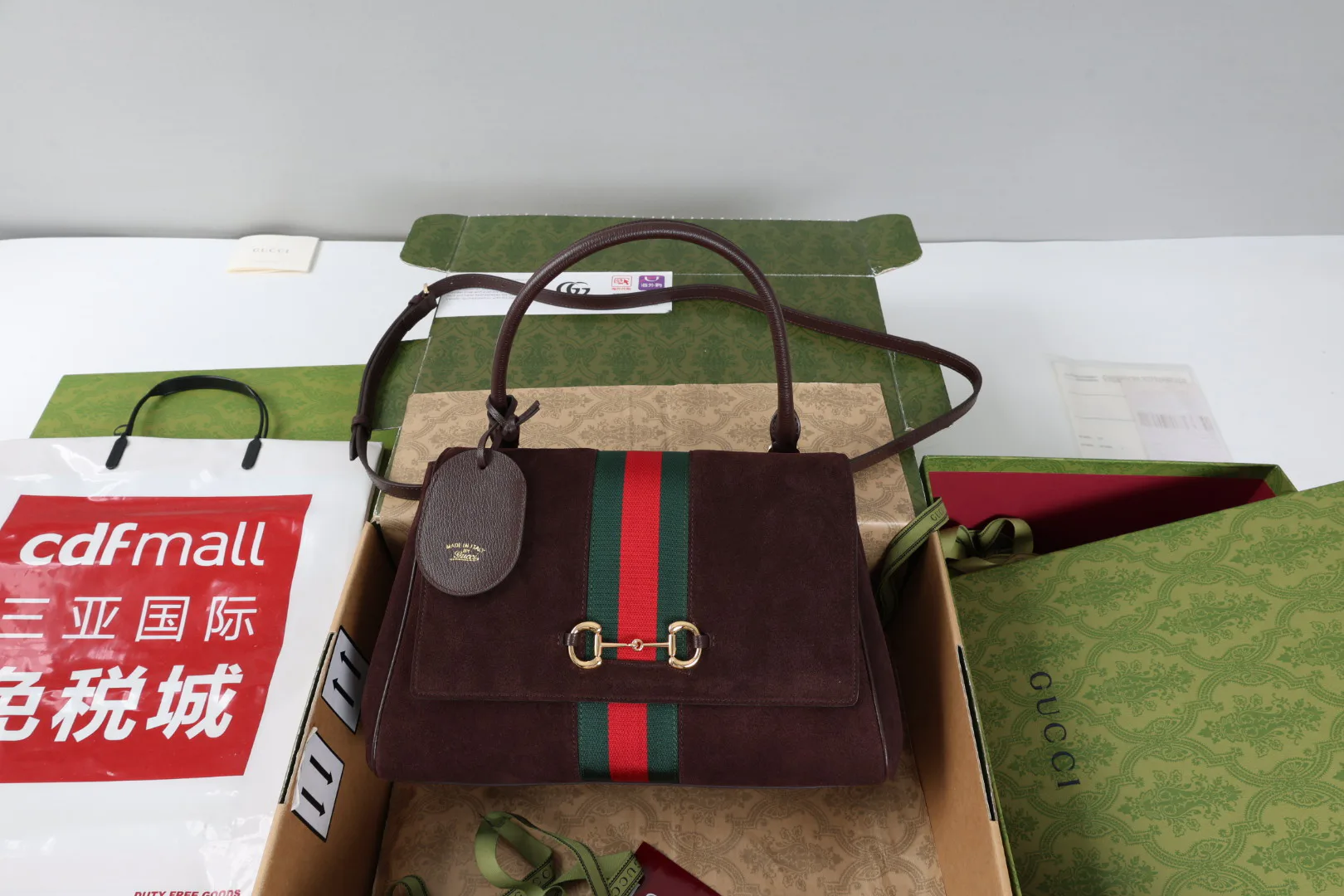 Классические Сумки Женские Gucci 18250564