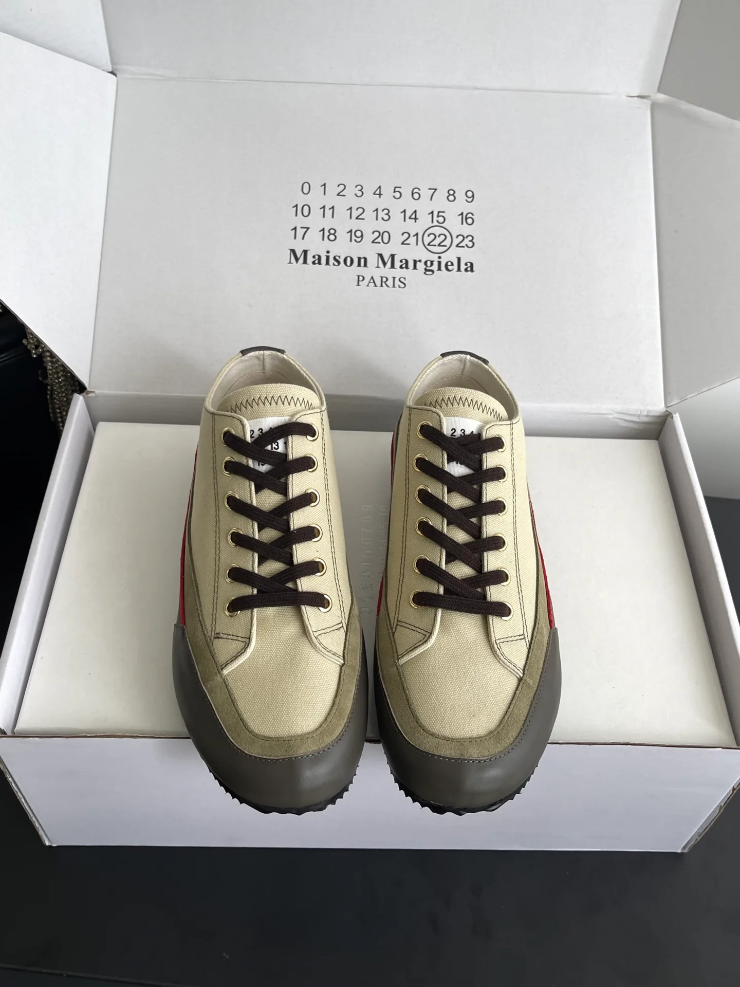 Кроссовки Женские Maison Margiela 17554408