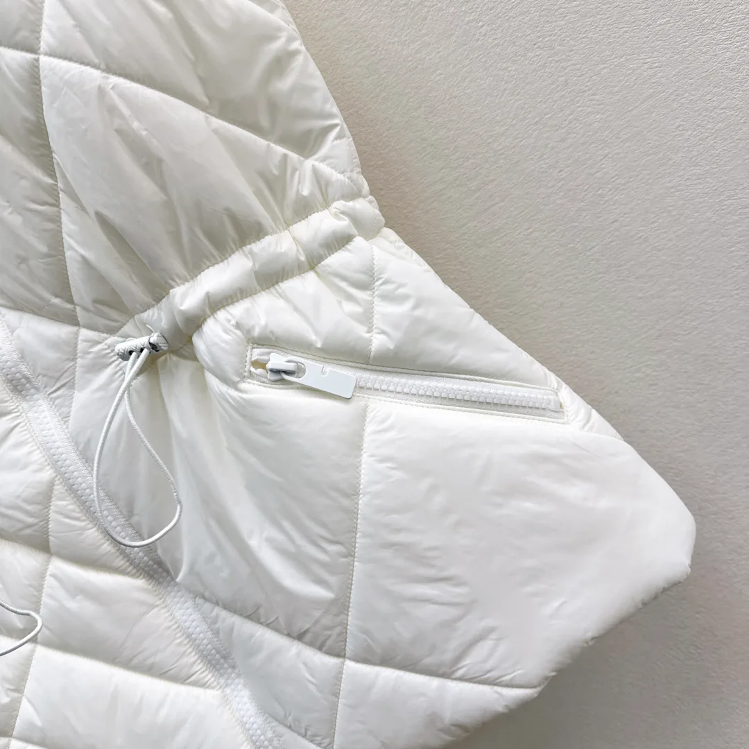 Жилеты Женские Burberry 18203523