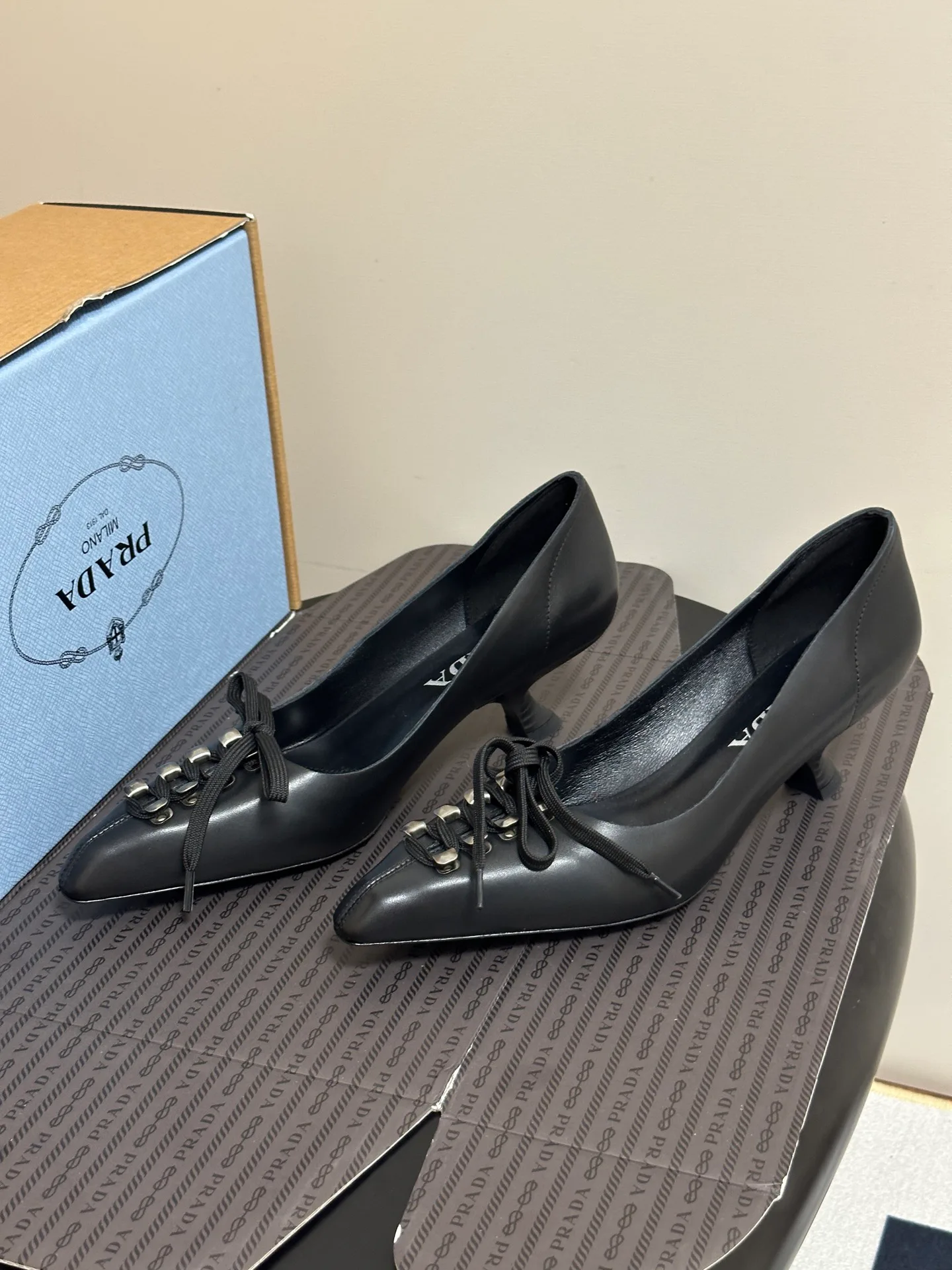 Туфли Женские Prada 18049737
