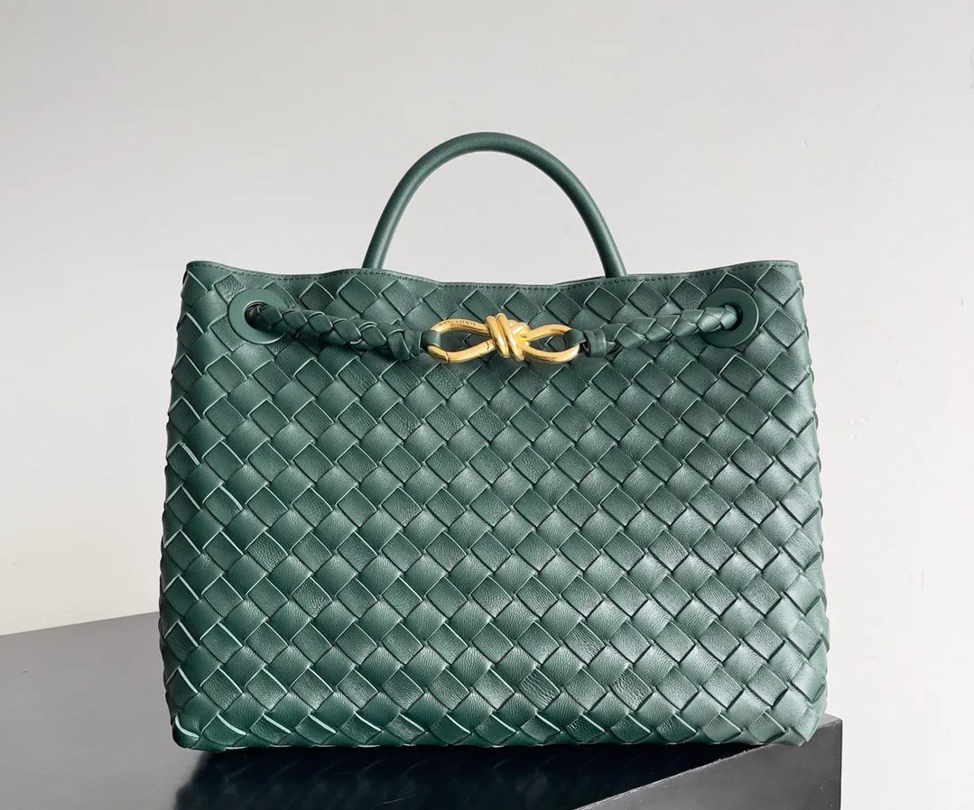 Классические Сумки Женские Bottega Veneta 11607475