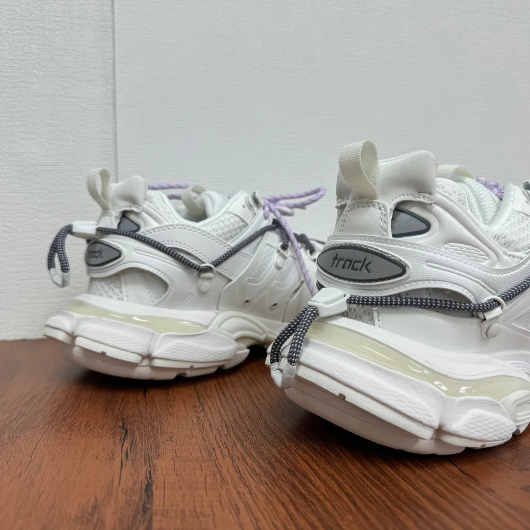 Кроссовки Женские Balenciaga 13216467