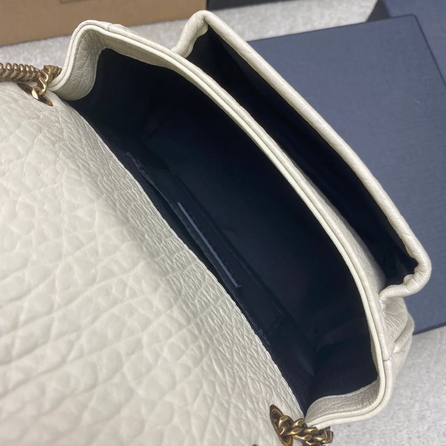 Сумки На Ремне Женские Saint Laurent 13435191
