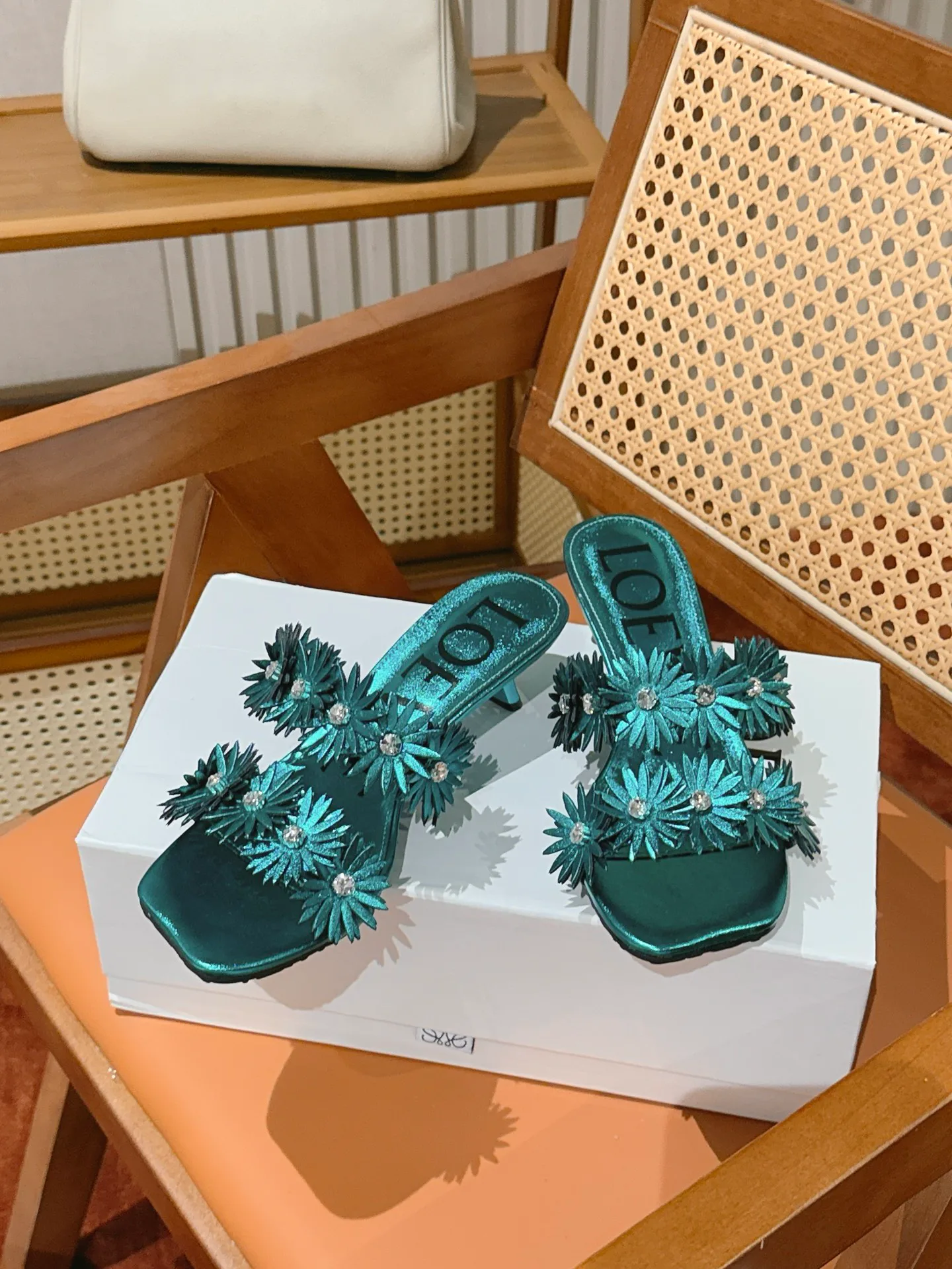 Босоножки Женские Loewe 17498826