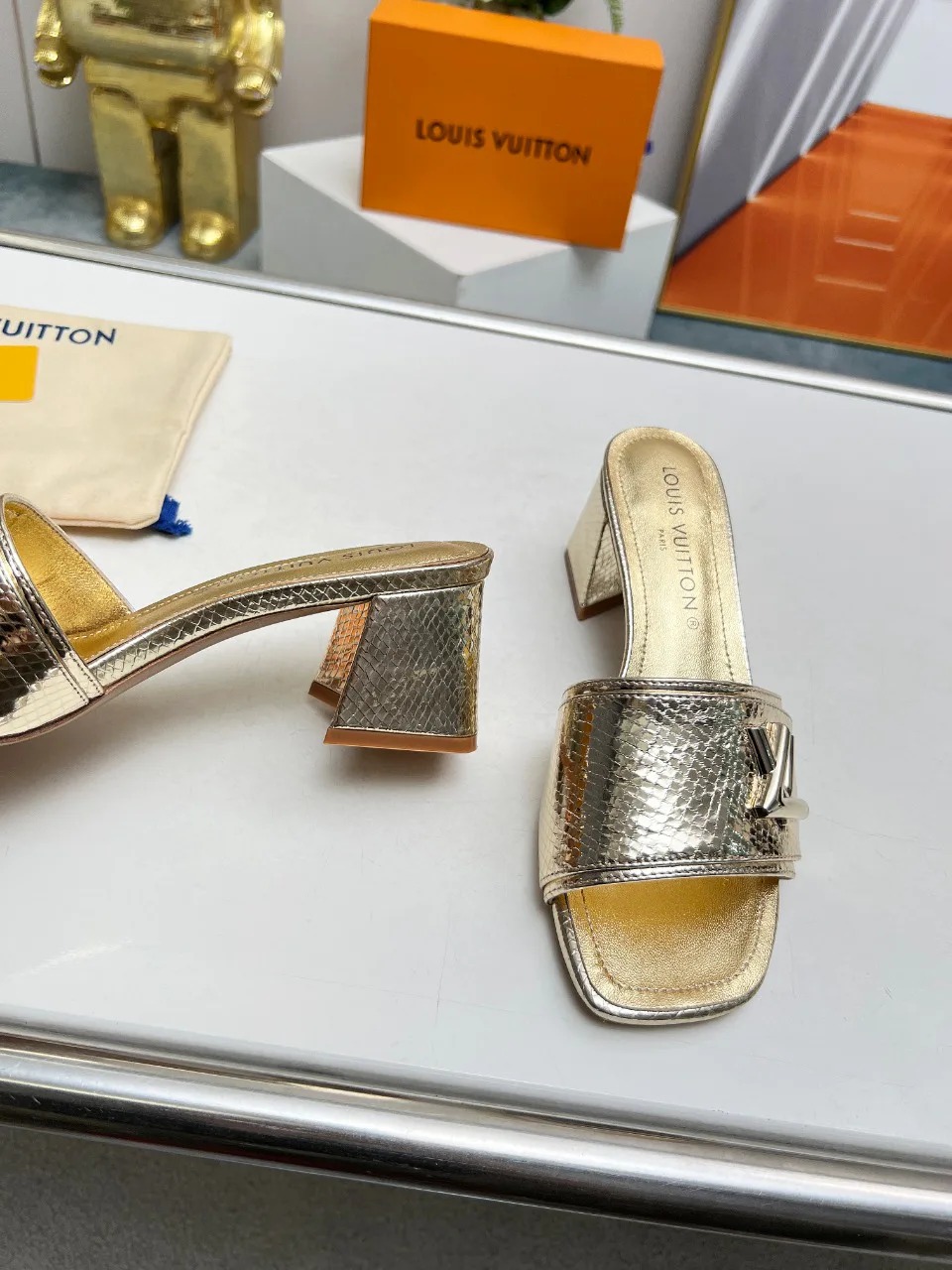 Сандалии Женские Louis Vuitton 9623623