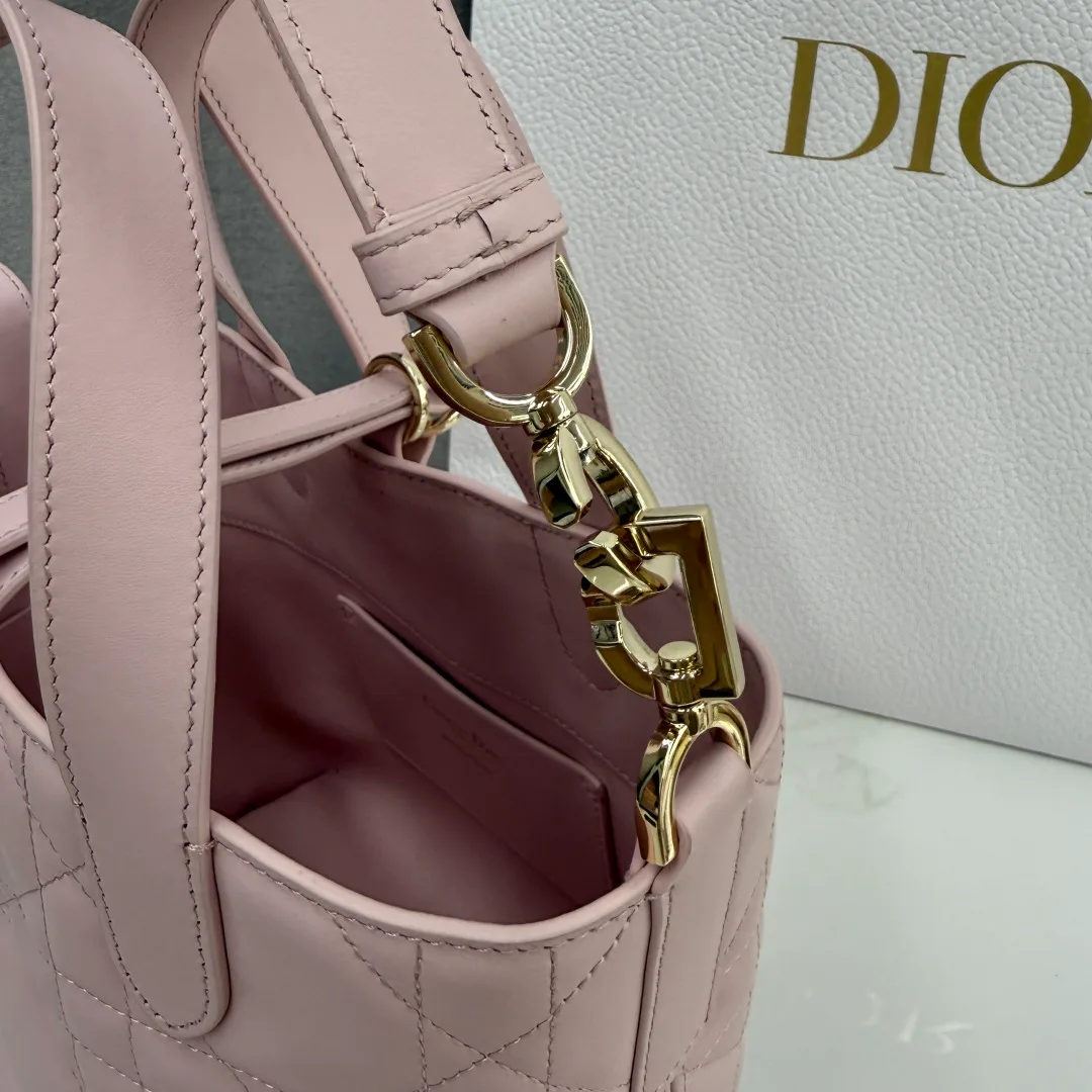 Классические Сумки Женские Christian Dior 11905693
