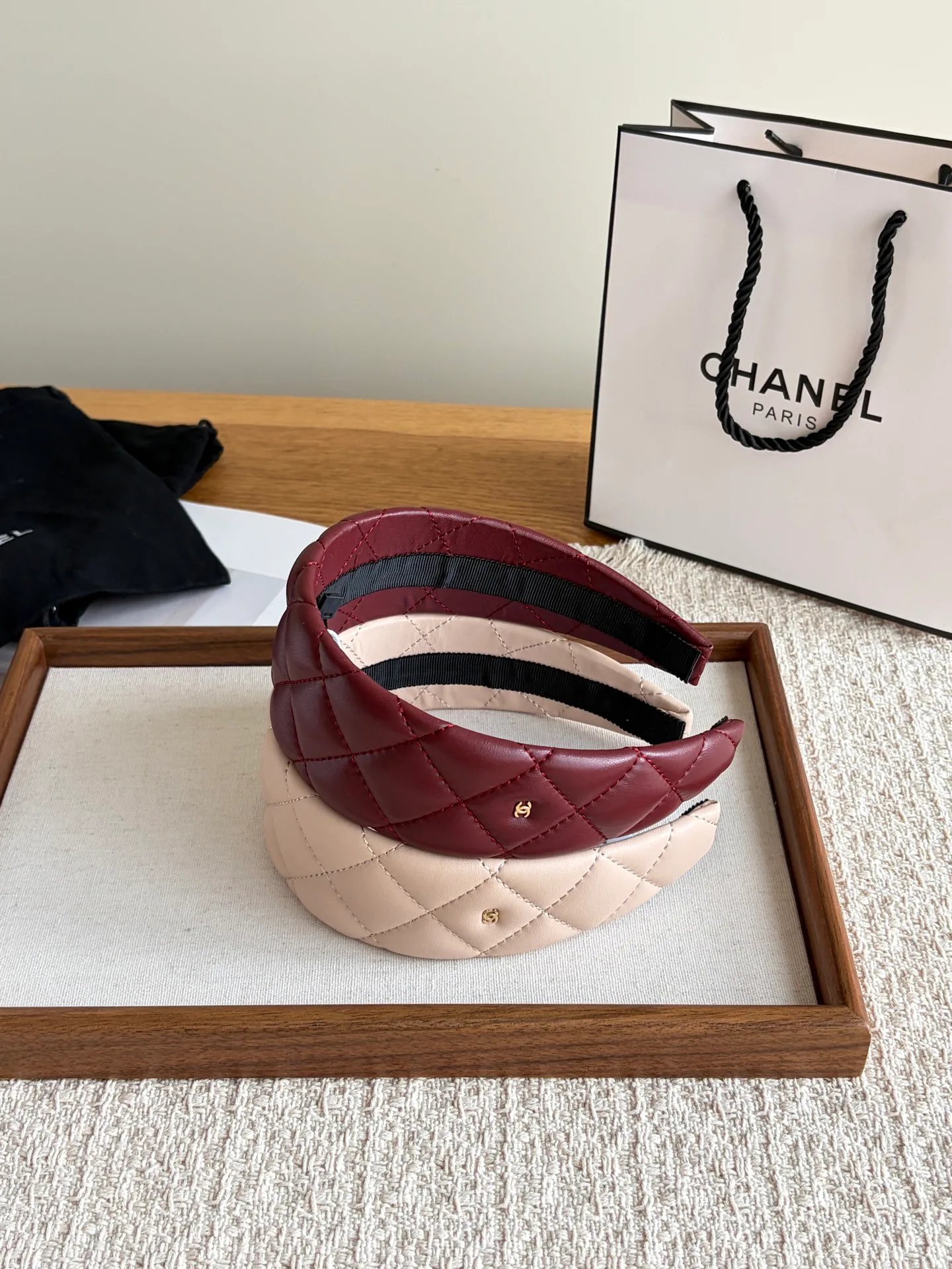Головные Уборы Chanel 18063840