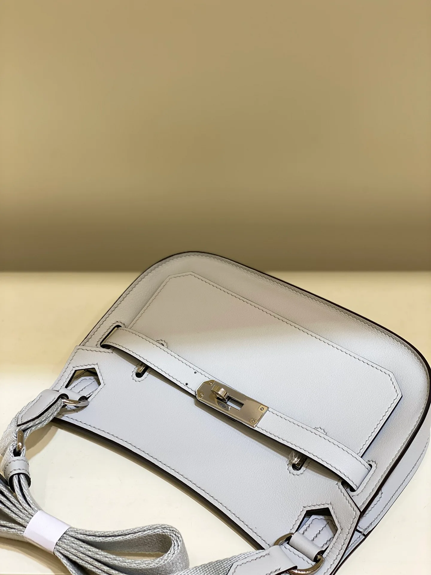 Классические Сумки Женские Hermes 18076602