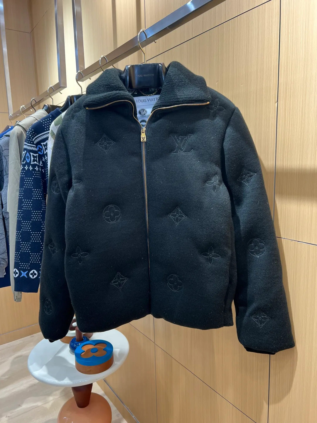 Куртки И Пуховики Мужские Louis Vuitton 17480504