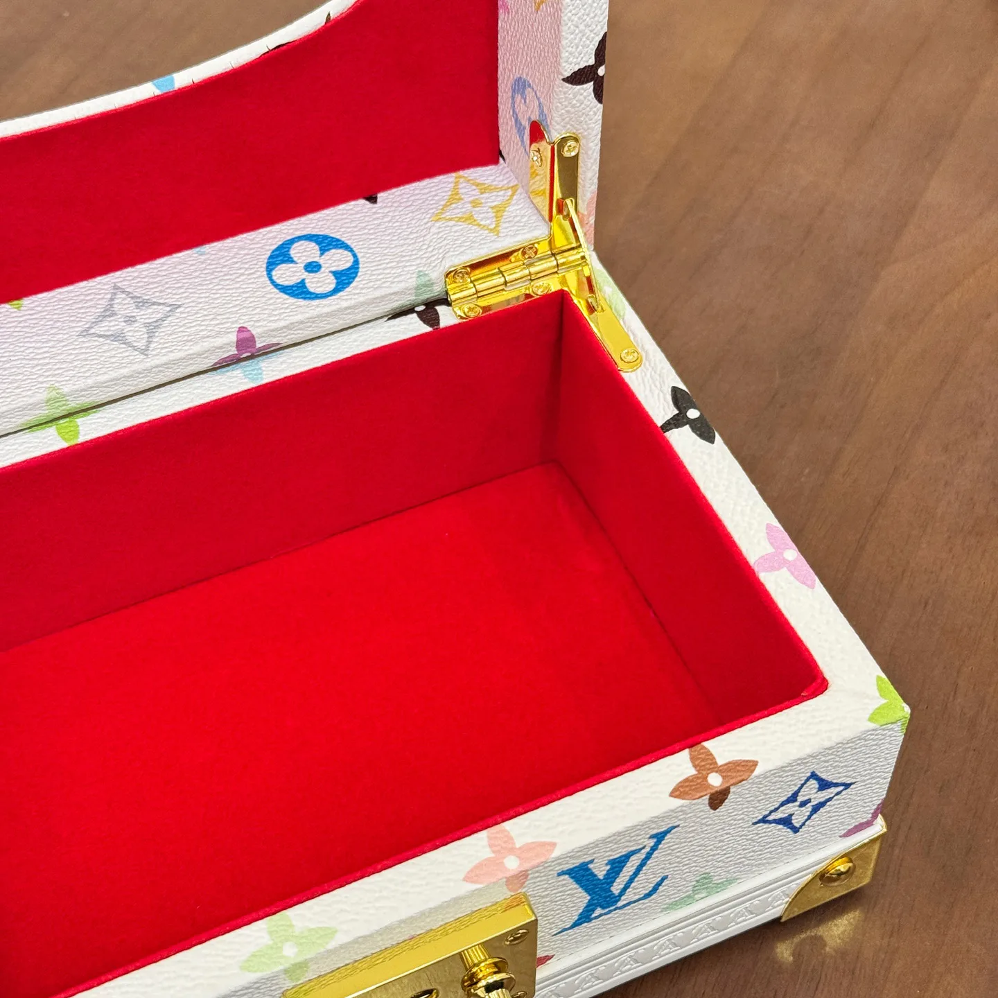 Посуда Louis Vuitton 233206