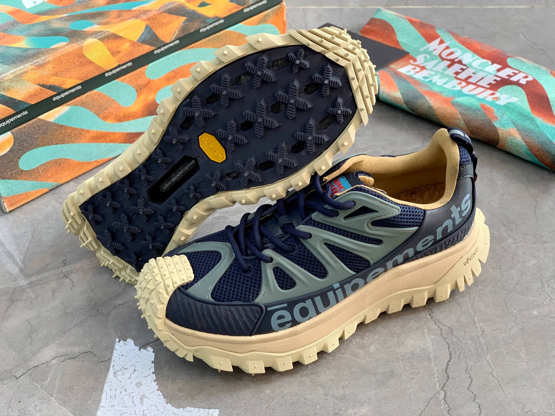 Кроссовки Женские Moncler 3415319