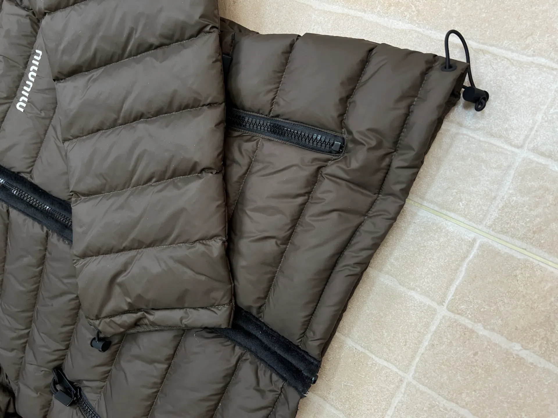 Куртки И Пуховики Женские Miu Miu 1449134