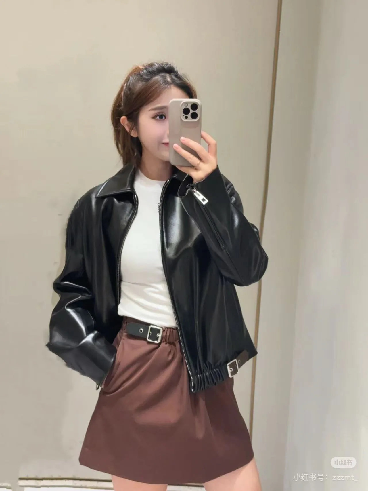 Кожаные Куртки И Дублёнки Женские Loewe 2768547