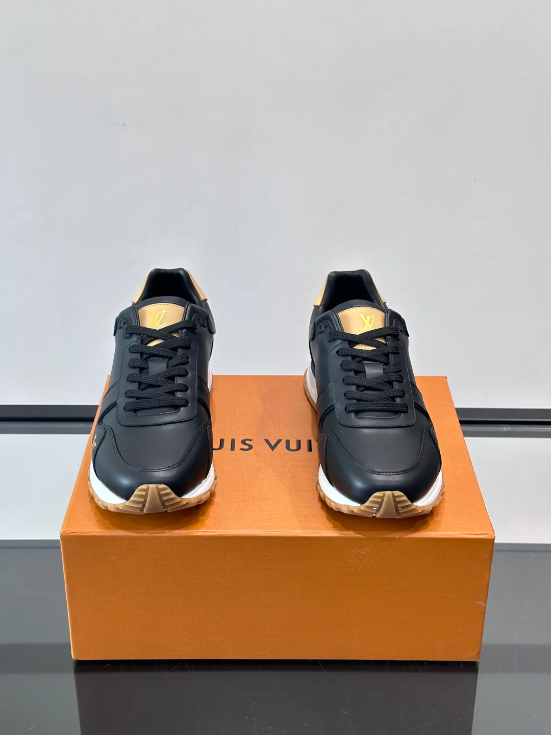 Кроссовки Мужские Louis Vuitton 11221889