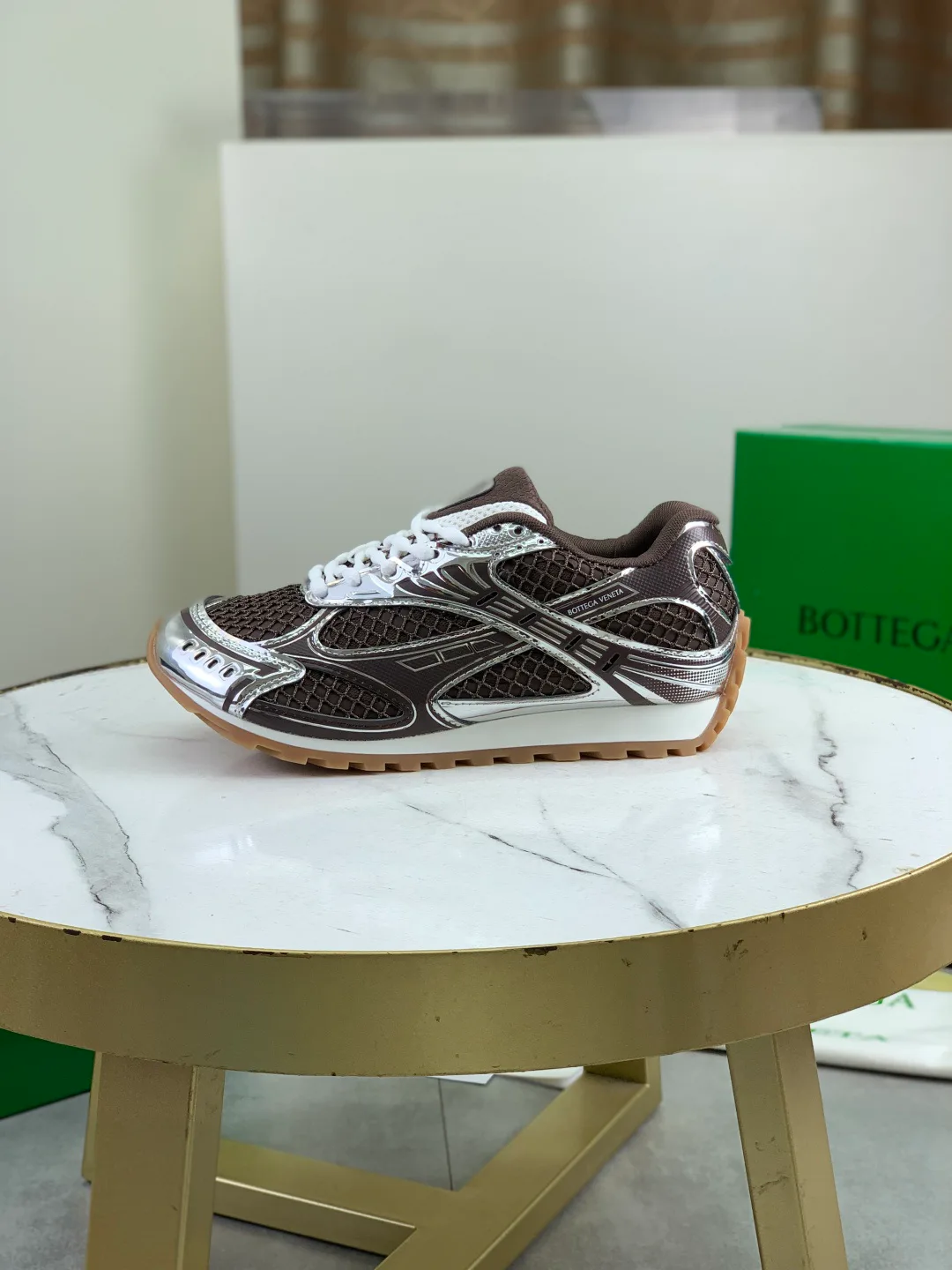 Кроссовки Женские Bottega Veneta 18365192