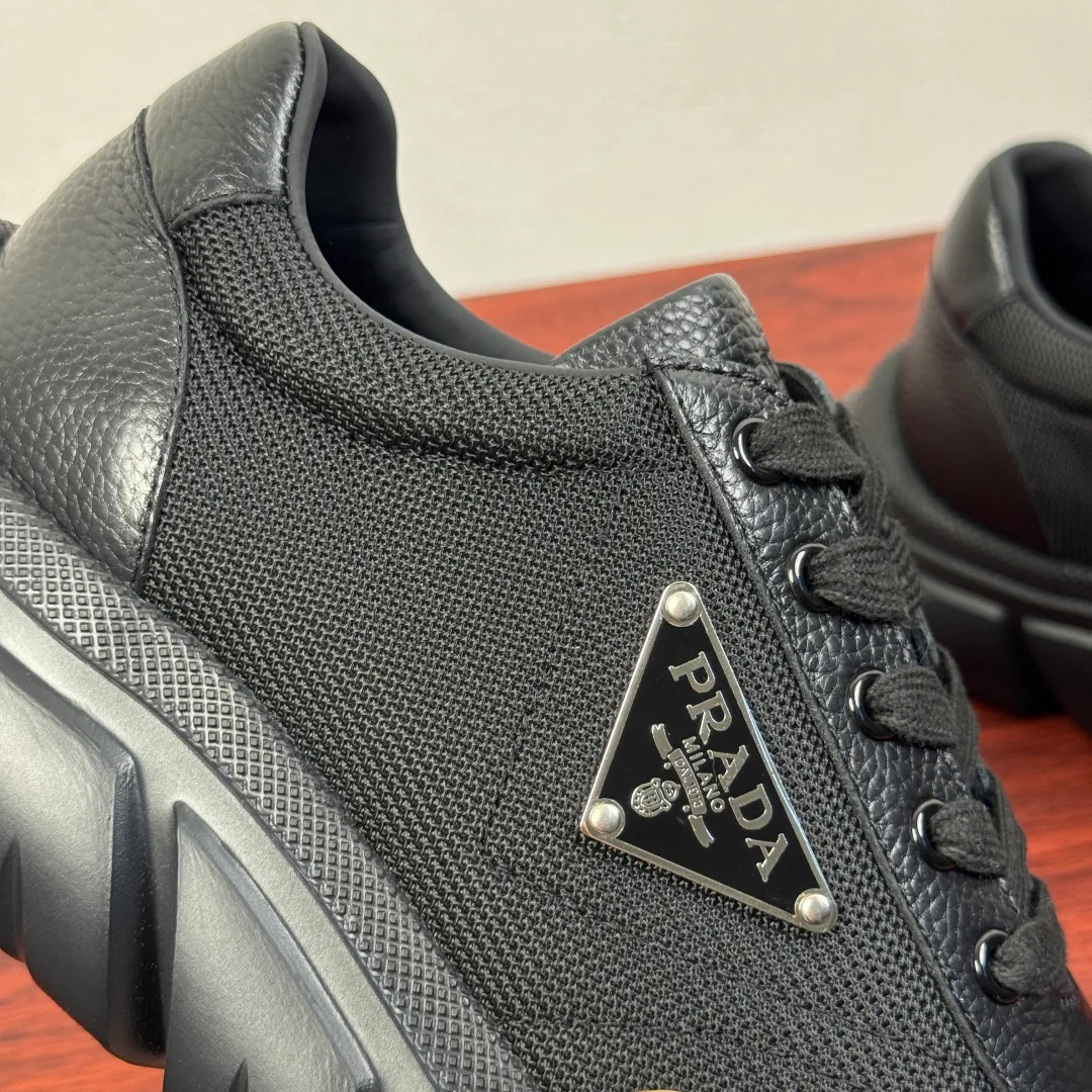 Кроссовки Мужские Prada 4214470