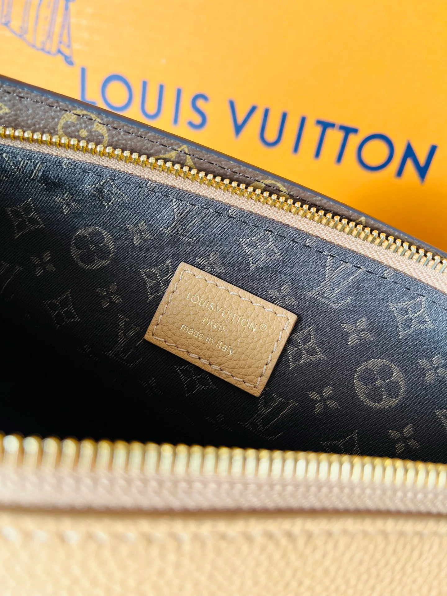 Сумки На Ремне Женские Louis Vuitton 12860034