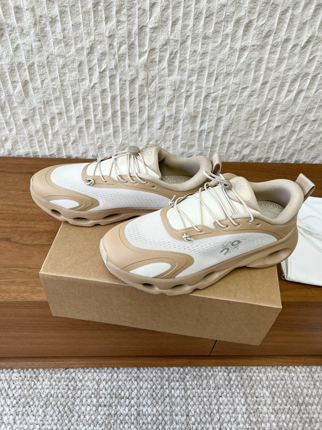 Кроссовки Женские Loewe 9406719