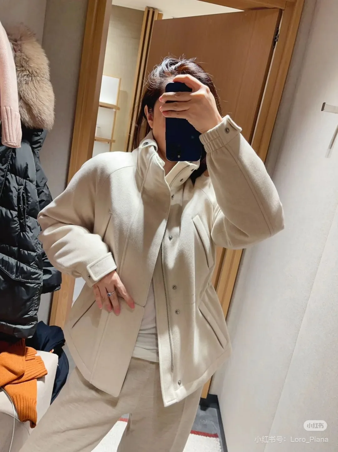Пальто Женские Loro Piana 1401300