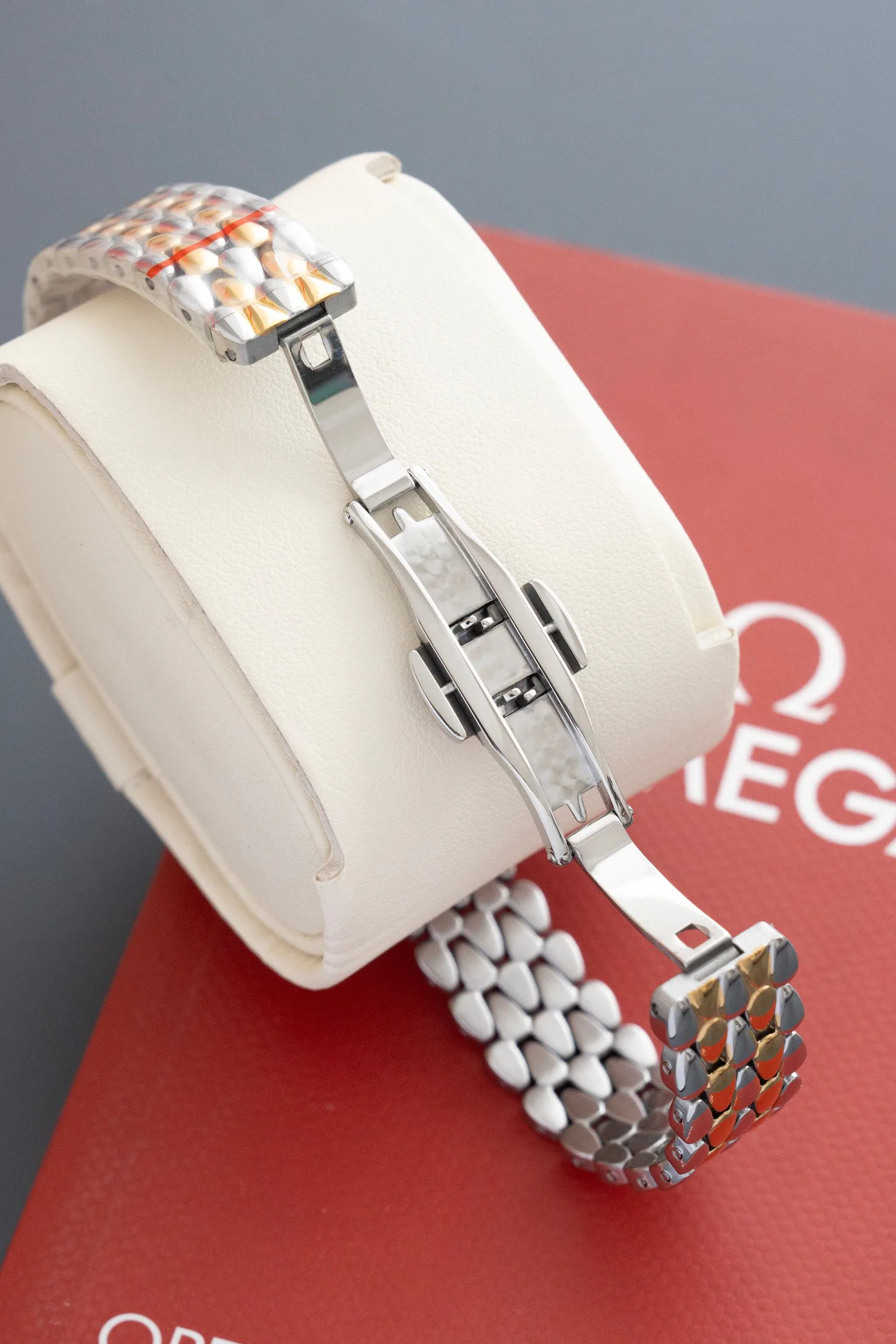 Часы Женские Omega 10990047