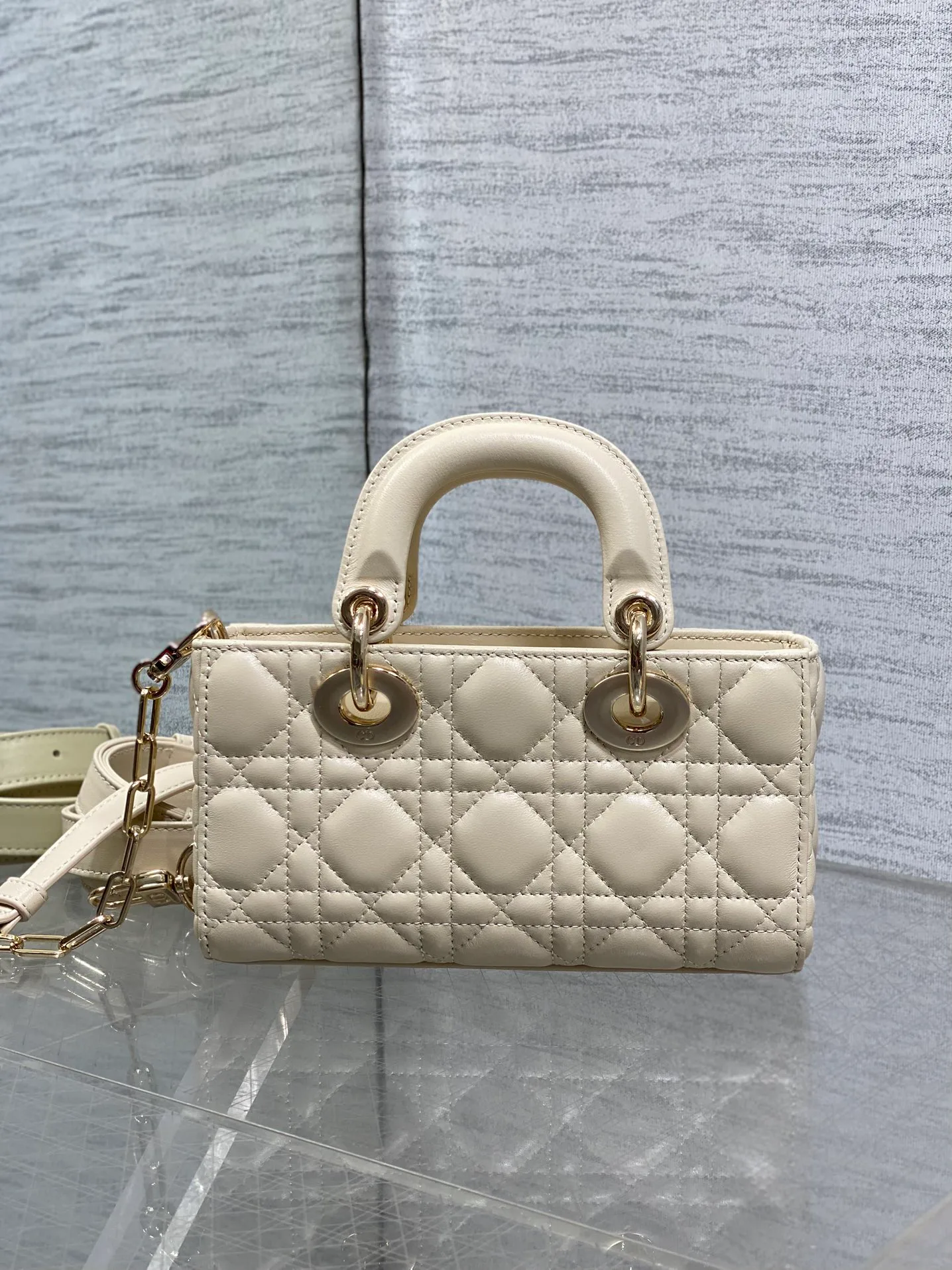 Классические Сумки Женские Christian Dior 12242730