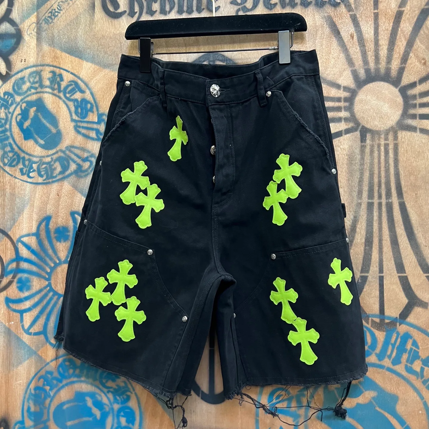 Шорты Женские Chrome Hearts 10941829