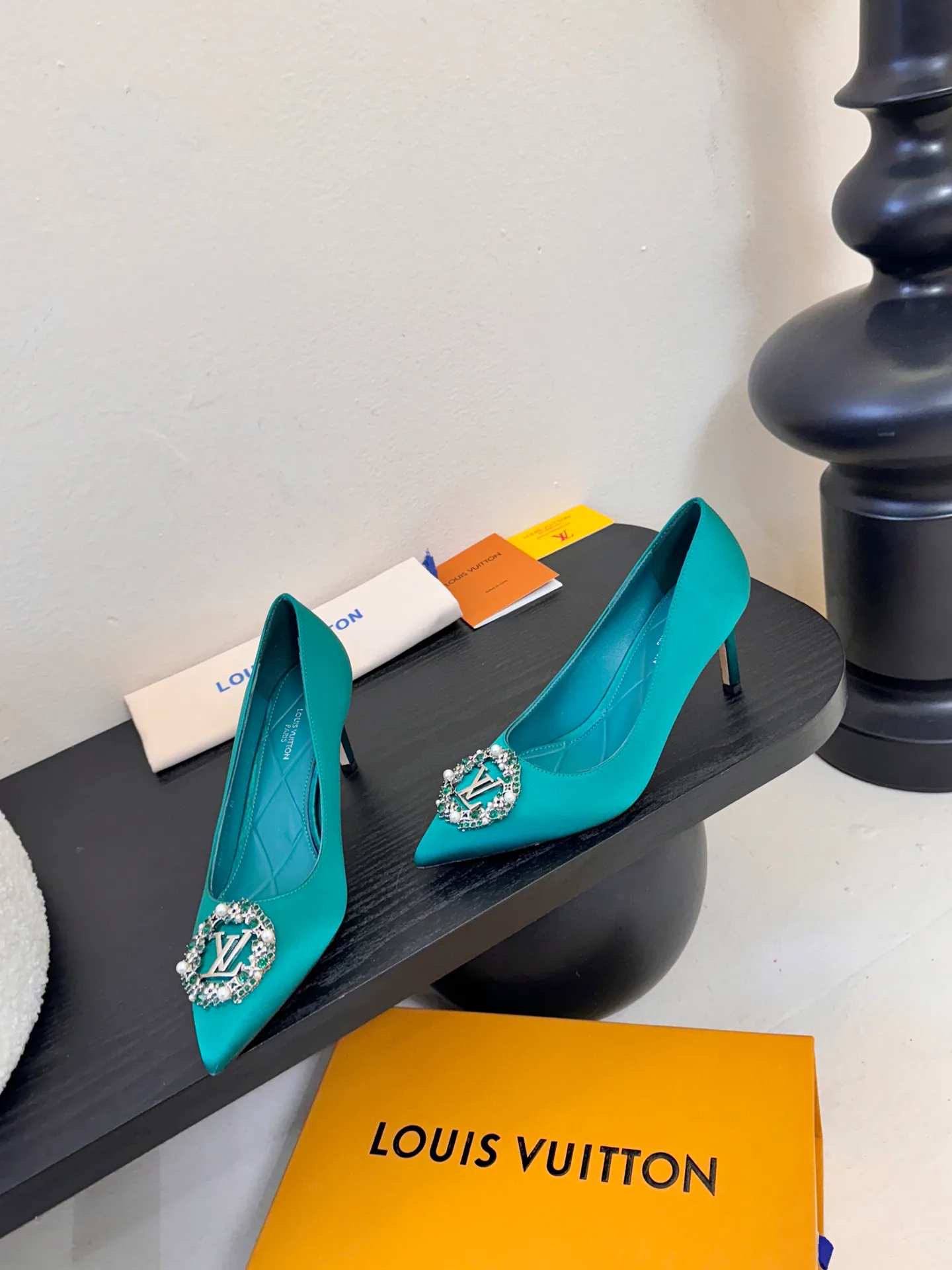 Туфли Женские Louis Vuitton 2300150