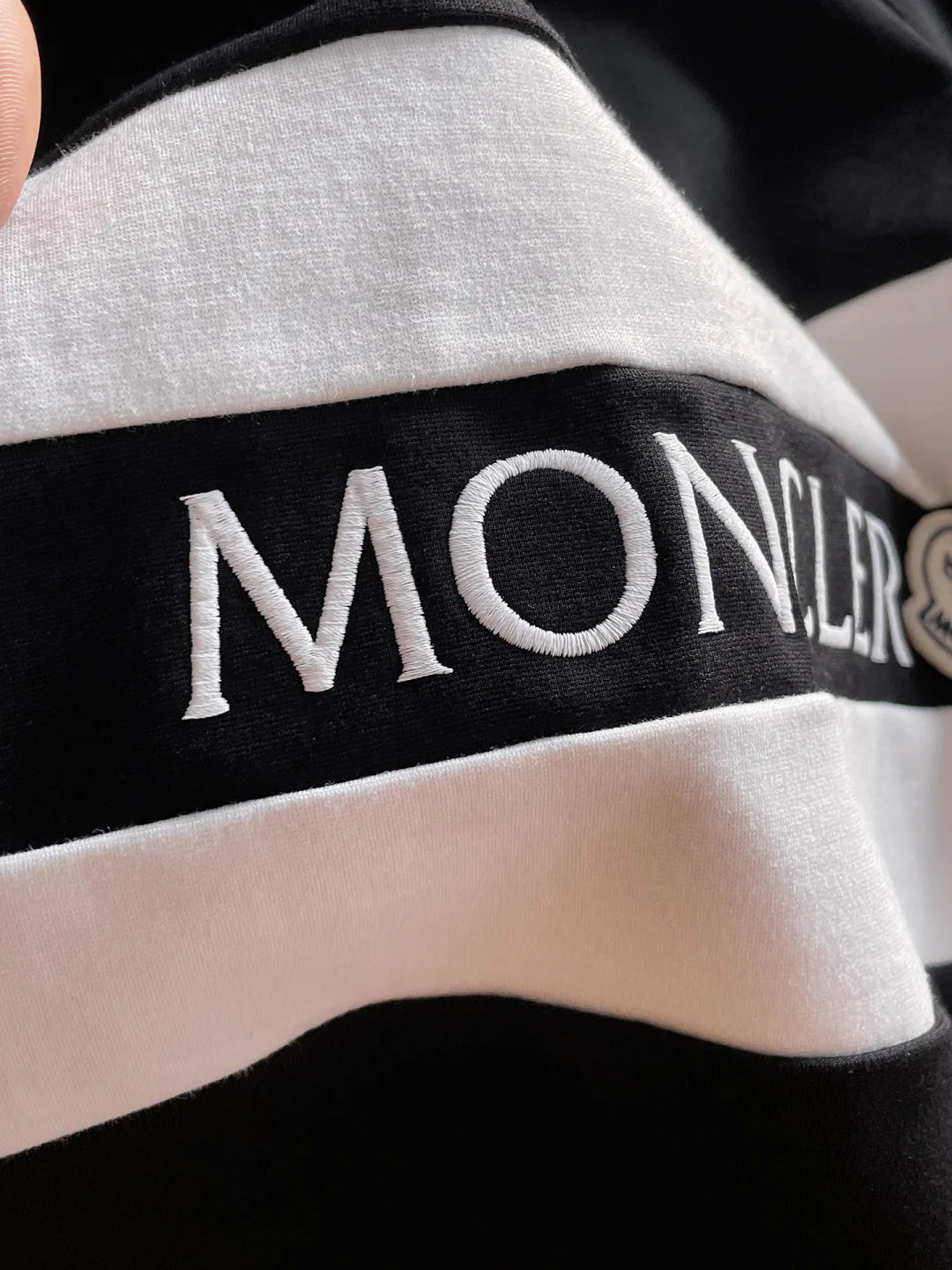 Шорты Мужские Moncler 10511855