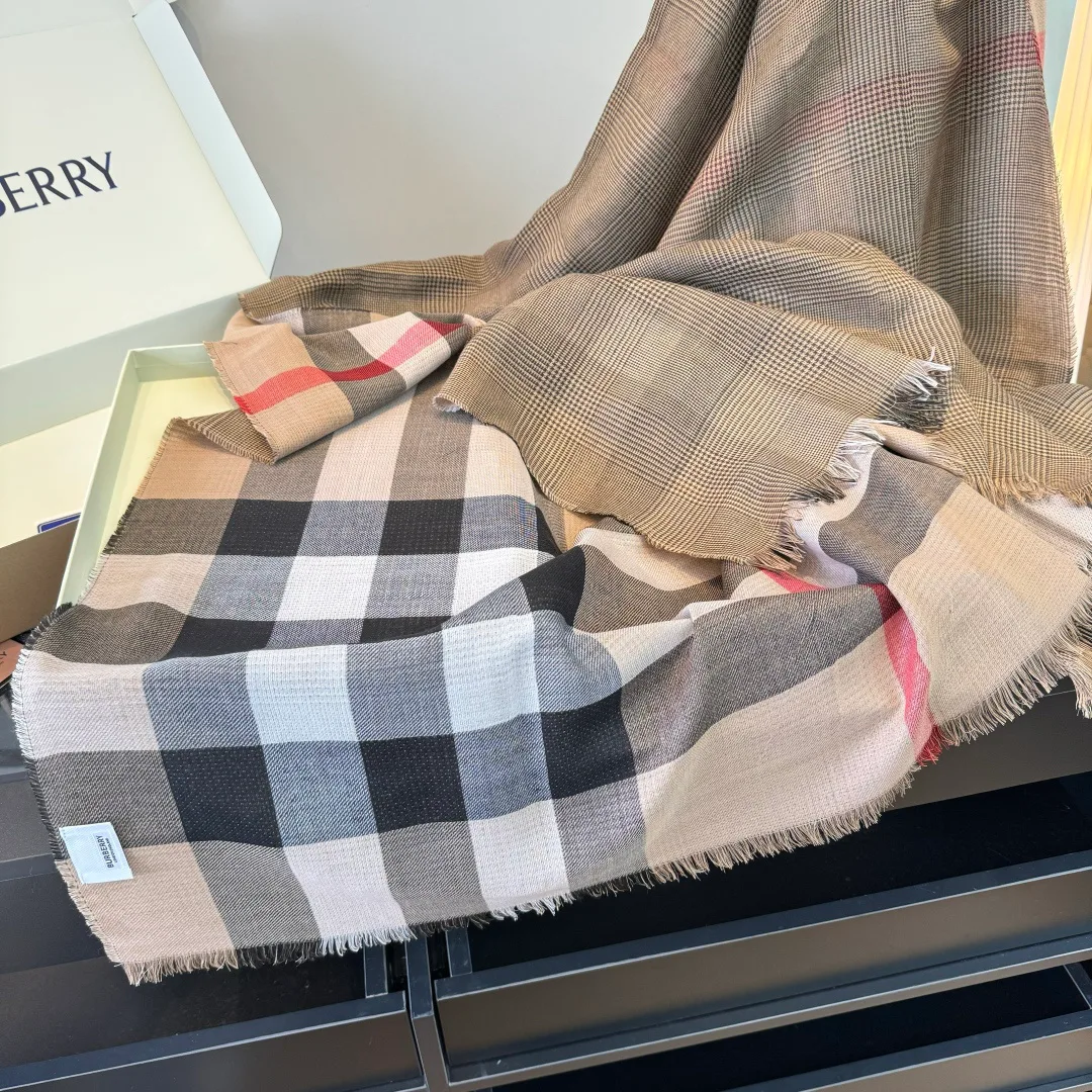 Шарфы Burberry 18003237