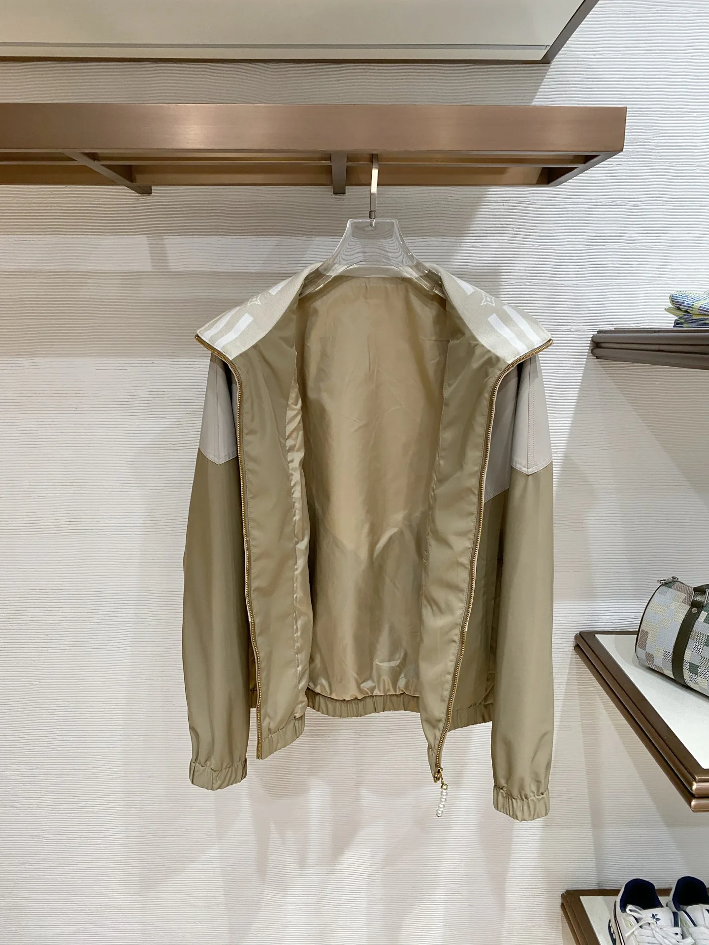 Куртки И Пуховики Мужские Louis Vuitton 10300314