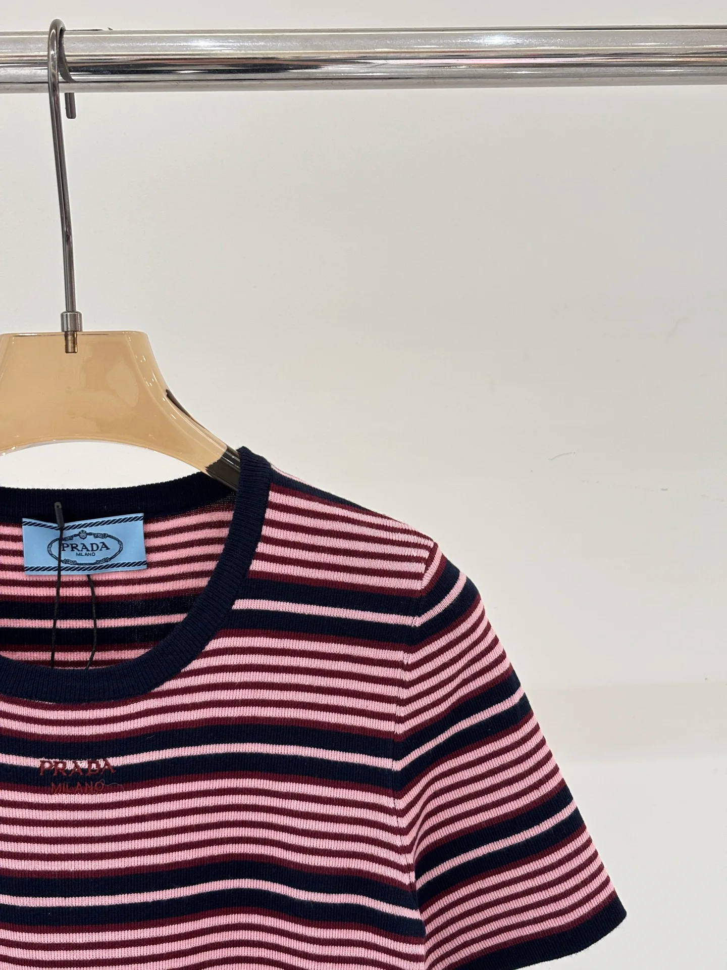 Футболки Женские Prada 11952969