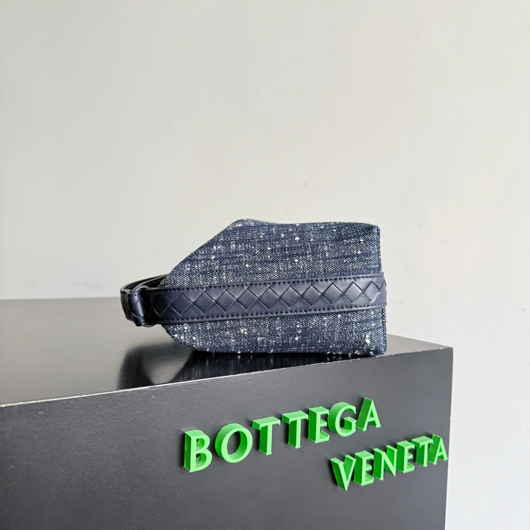 Сумки На Ремне Женские Bottega Veneta 11438192