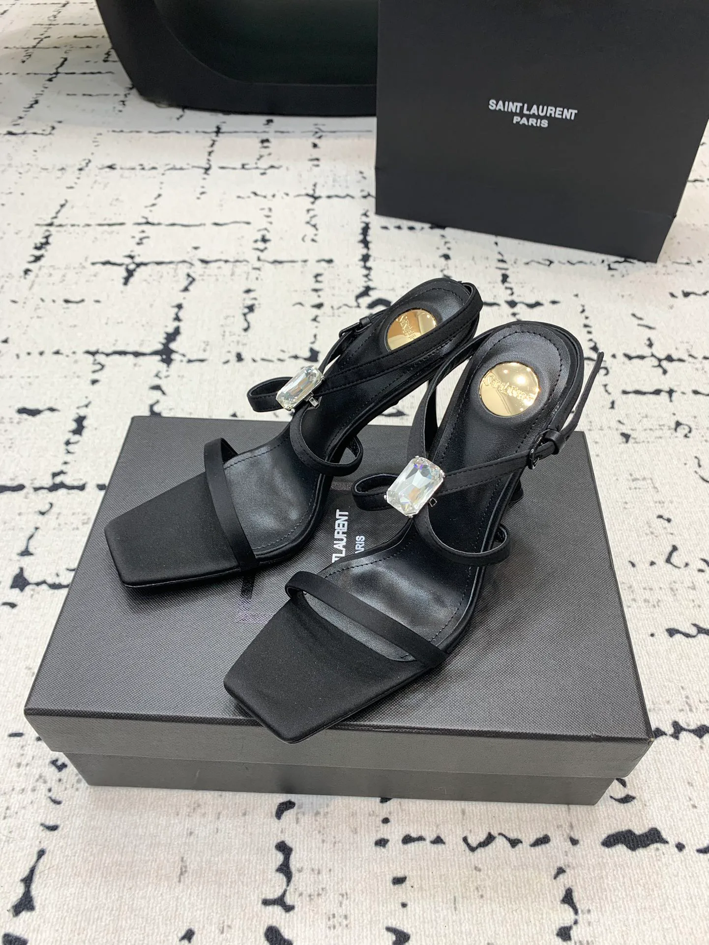 Босоножки Женские Saint Laurent 5963