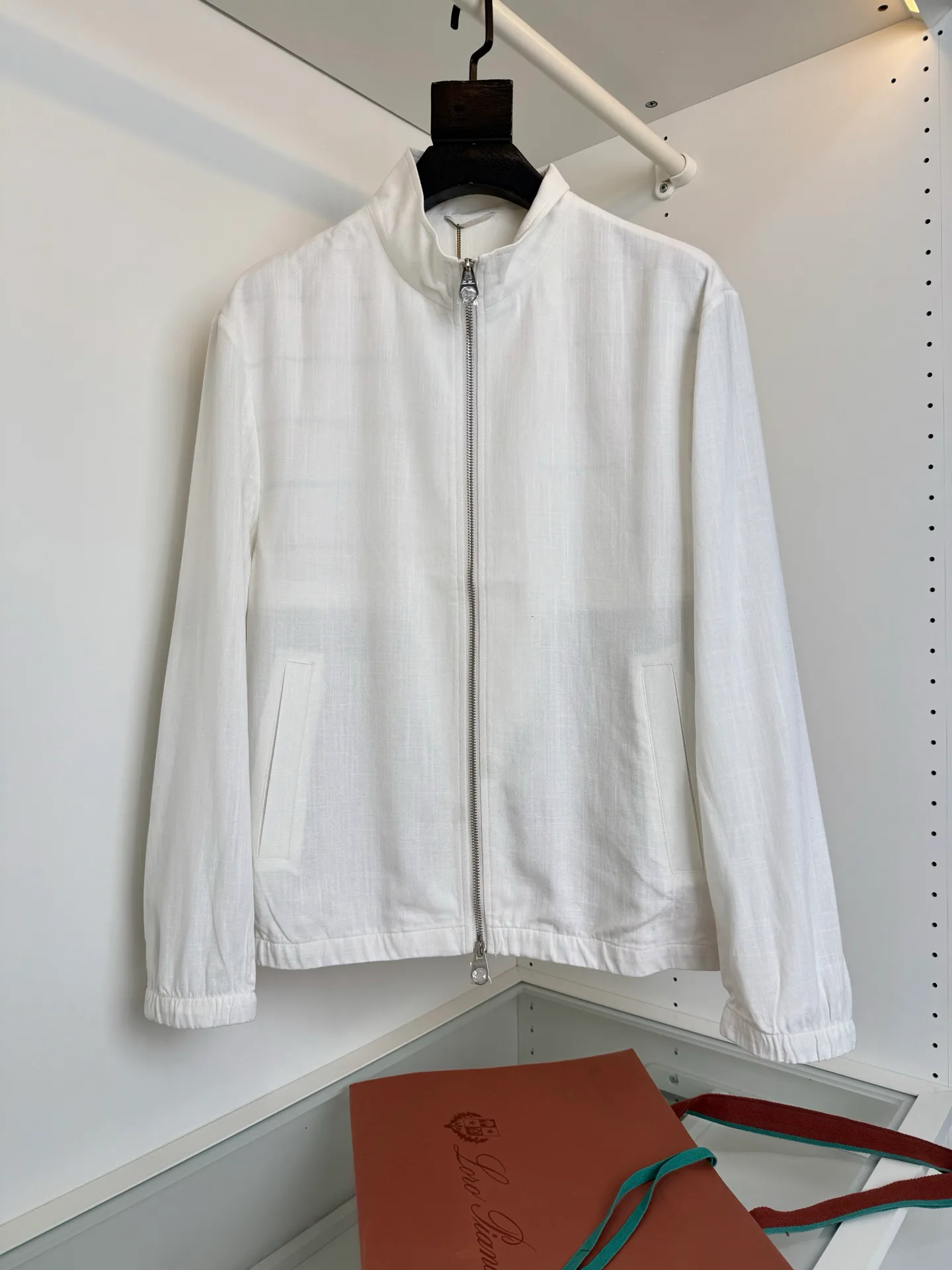 Куртки И Пуховики Мужские Loro Piana 18244528