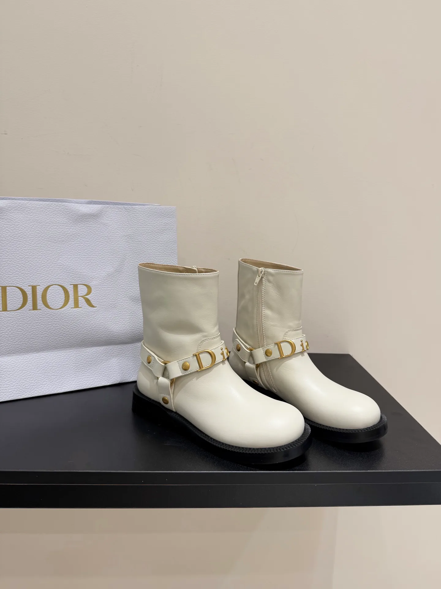 Ботинки Женские Christian Dior 18263845