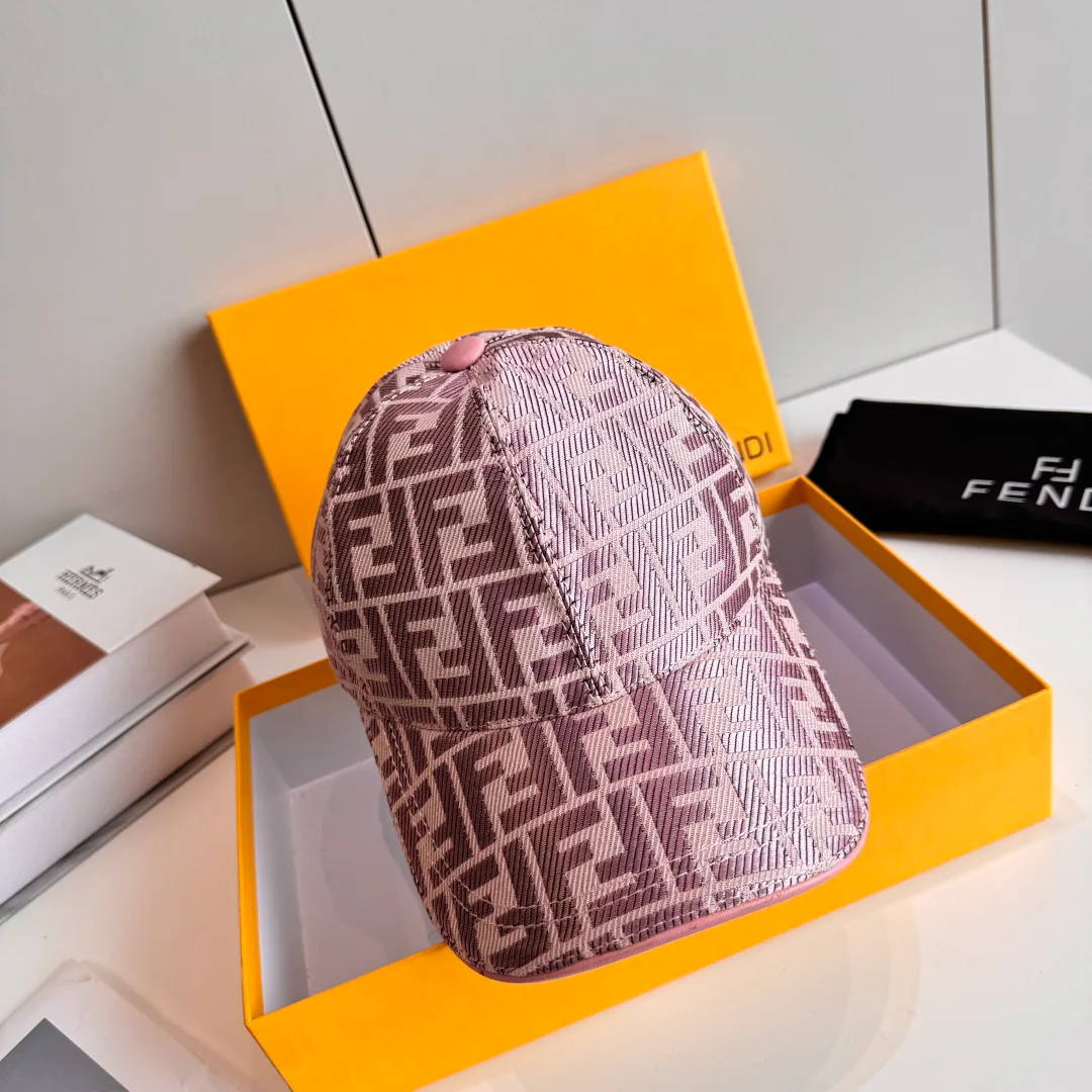 Головные Уборы Fendi 18347035