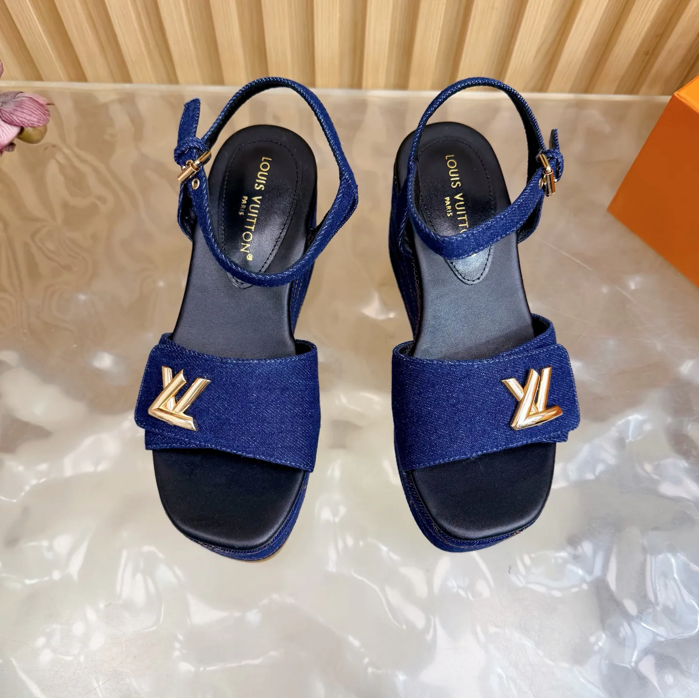 Босоножки Женские Louis Vuitton 1881577