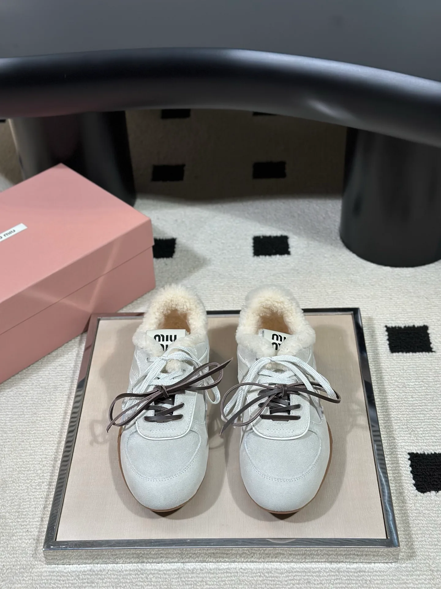 Кроссовки Женские Miu Miu 18638319