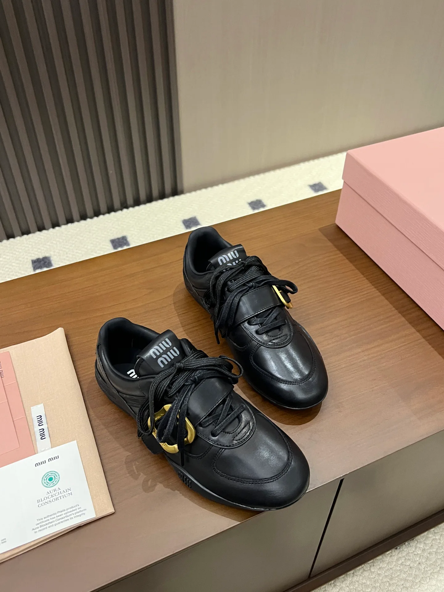 Кроссовки Женские Miu Miu 17968595