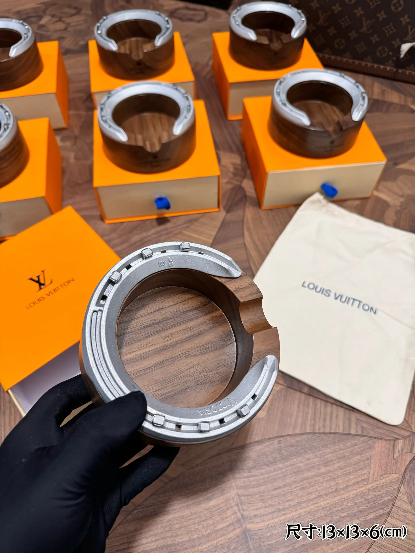 Посуда Louis Vuitton 233182