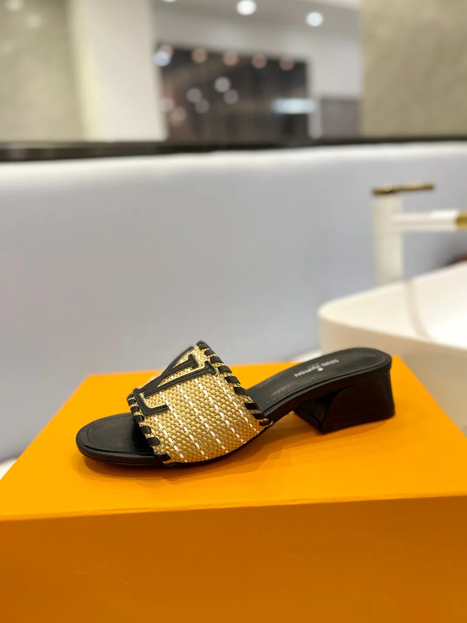 Босоножки Женские Louis Vuitton 9623605