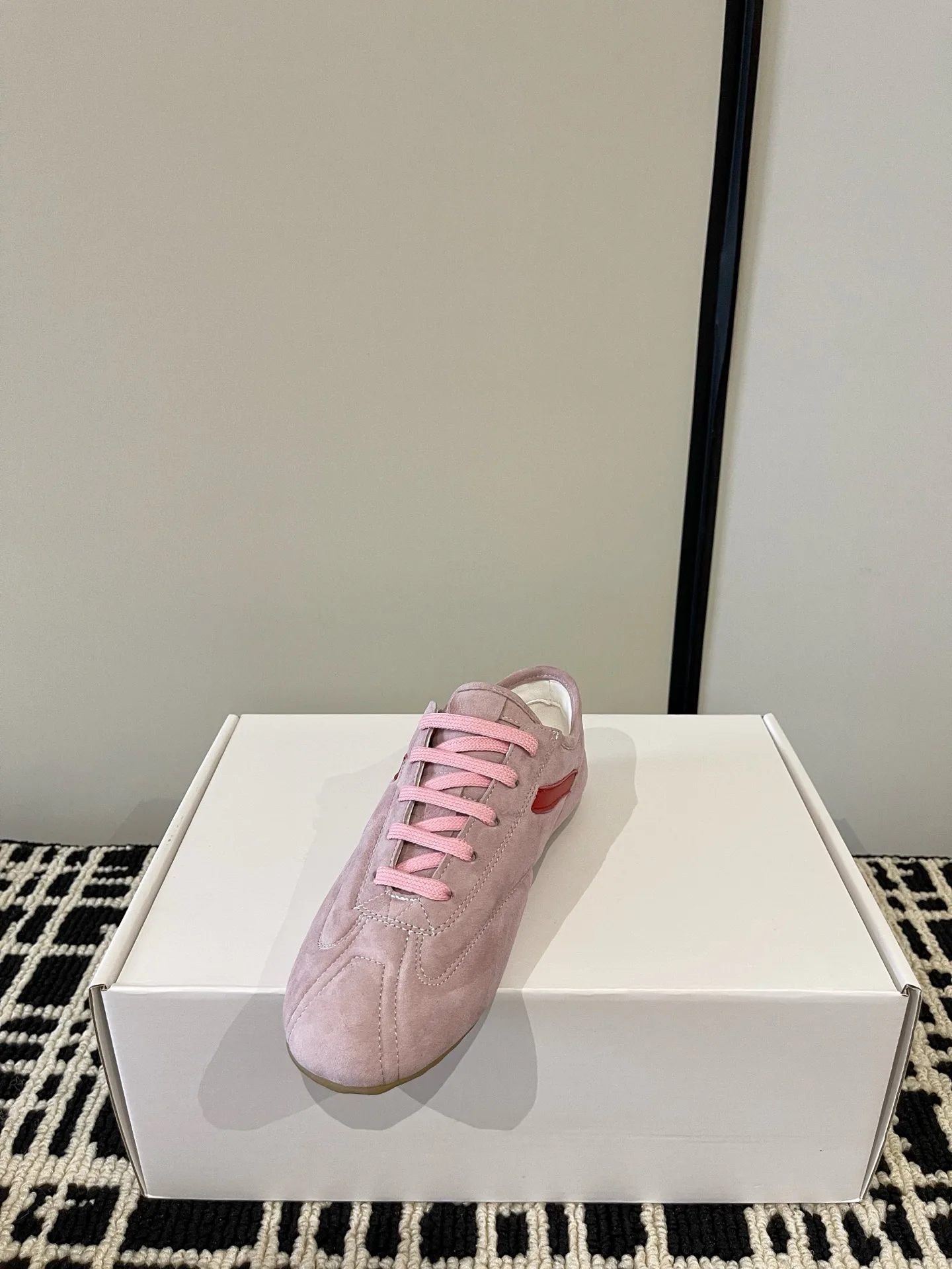 Кроссовки Женские Alexander Mcqueen 18386243