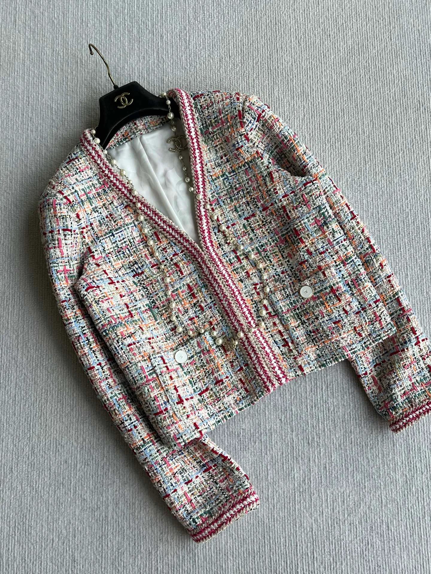 Жакеты Женские Chanel 16968672